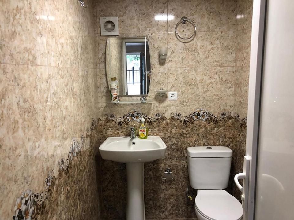Проживание в семье Guest House Coffee Кутаиси-16