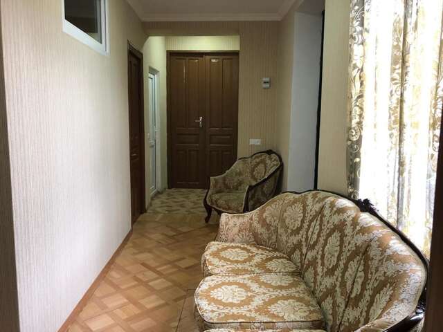 Проживание в семье Guest House Coffee Кутаиси-20