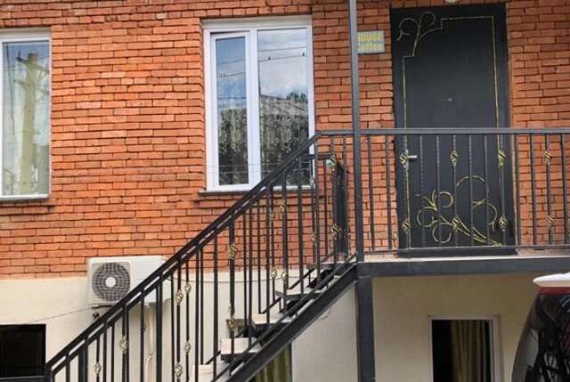Проживание в семье Guest House Coffee Кутаиси-10